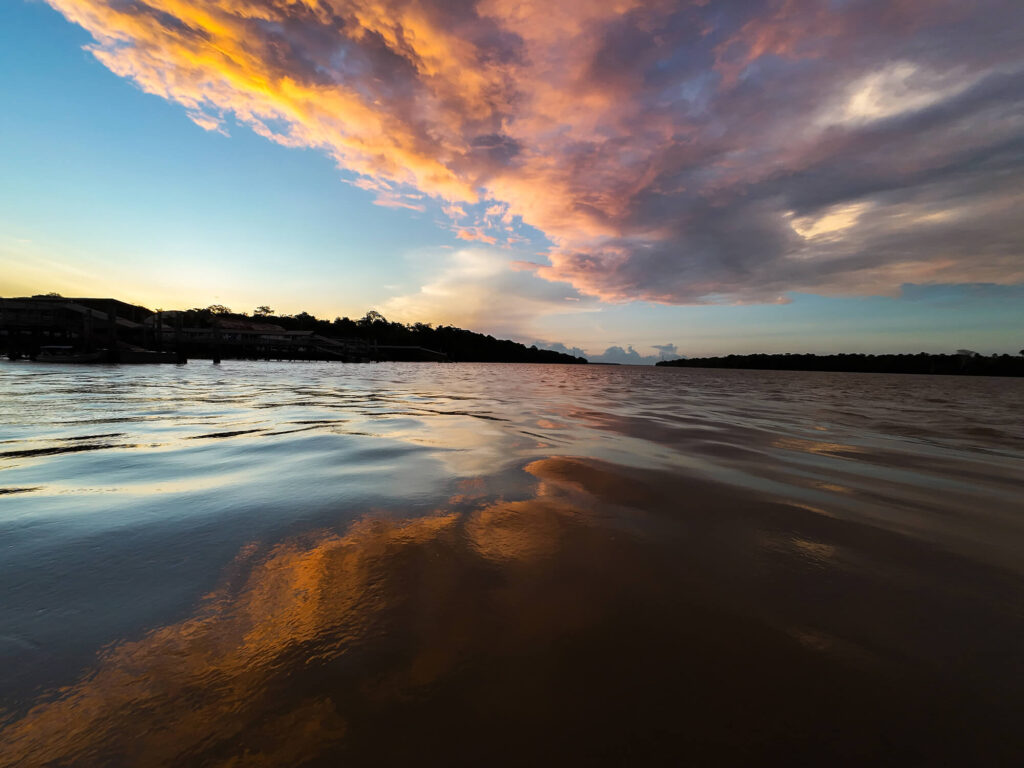Mineradoras devoram a Amazônia enquanto a COP30 promete salvar 67