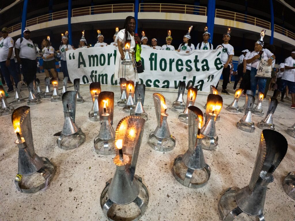 “Quem desmata precisa pegar uma carreira de gogó de sola por aí”: em ato de extrativistas paralelo à COP30, Marina Silva faz alusão a macaco temido por seringueiros 17