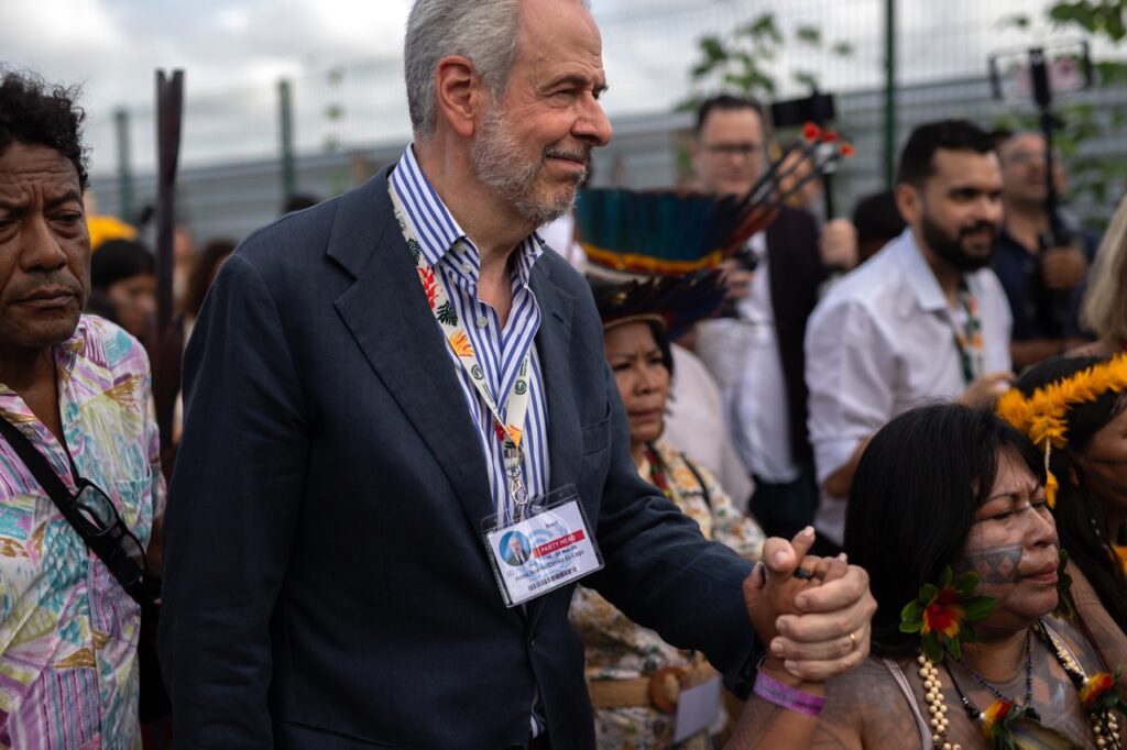 CHAMA LULA E REVOGA: Povos indígenas “param” COP30 e exigem revogação de decreto e fim da Ferrogrão 23