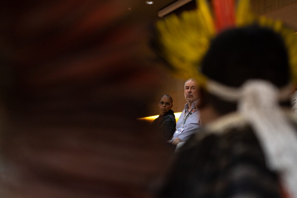 CHAMA LULA E REVOGA: Povos indígenas “param” COP30 e exigem revogação de decreto e fim da Ferrogrão 33